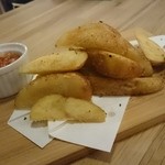 haru - フライドポテト 400円