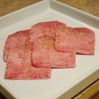 焼肉 銀座コバウ 特別室 - 上薄切りタン塩