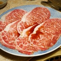 焼肉 銀座コバウ 特別室 - 梅津牧場（山形）月齢34ヶ月 大判サーロイン