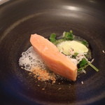 エスキス - マス、サワークリームソース　ムギミソソース