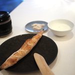 エスキス - パン、塩はＥの文字に