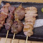 Robata Ebessan - ずり、皮、ひね鶏、ハツ