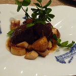 ピアチェーヴォレ - 【2010.5.5】肉料理☆牛頬肉の煮込み、温野菜添え♪