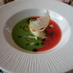 Roca Moo - 胡瓜とトマトのスープ　黒オリーブのソルベ添え