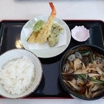 へつりガーデン - 田舎定食