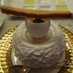 ビストロ ダイア - ゆっくり火を通したスクランブルエッグ、フレッシュトマトのフォンデュ、フォアグラのムース・トリュフ添え