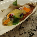 ビストロ ダイア - 釧路産牡蠣の冷製、玉蜀黍のムース、シークワーサーのソース