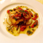 ビストロ ド ラ シテ - 夏トリュフのオムレツ
                                ヒラメのソワレ、グルノーブル風焦がしバターソース