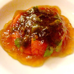 ビストロ ド ラ シテ - 豚スネ肉のコンソメ、ジュレ仕立て、クレッソンとアメーラ添え