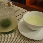 ビストロ ダイア - フレッシュハーブティー