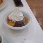 六花亭 - あんみつソフト～