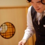 西麻布けんしろう - 支配人臼井氏