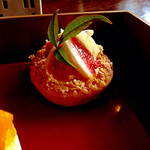 むしやしない - 季節の旬タルト（380円）。この日はいちじくでした。こちらもサクサクで軽いし、いちじくも上品な甘さ。