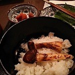 玉鬘 - 【2015年9月19日】出汁茶漬けはプレーンバージョンの後で、松茸バージョンが出ます。今年最初の松茸…たぶん最初で最後(悲)。