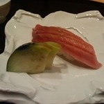 帰燕 - 鮪の握りと水なす