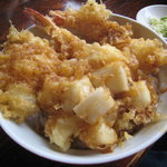 土手の伊勢屋 - 天丼　イ　￥１，４００