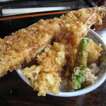 土手の伊勢屋 - 天丼　ロ　￥１，９００
