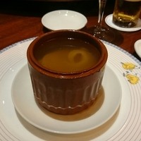 萬珍樓 本店 - フカヒレとつぶ貝のスープ