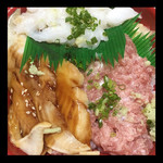 丼丸黒船 - 穴子ネギトロ丼 縁側トッピング！