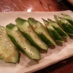 大阪鍋 鉄板焼き 暁 - やみつきキューリ