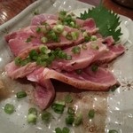 大阪鍋 鉄板焼き 暁 - もも肉のタタキ