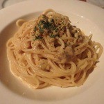 ワインと愛情料理 しょこら - 生ウニのクリームソースパスタ