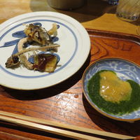 天ぷら 松 - 美山の天然鮎の塩焼きと骨揚げ2