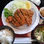 Nagakura - とんかつ定食