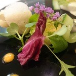 ポエシア - 鱧のムースとフリット　サラダ仕立て　ズーム