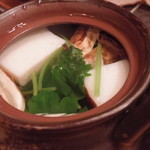 丸萬寿司 - 2015.9)今シーズン初のまつたけがたっぷり入った土瓶蒸し