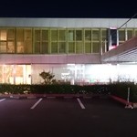 ドミニク ドゥーセの店 - 夜のドミニクさん