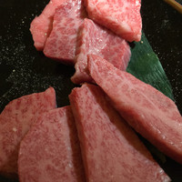 焼肉 しゃぶしゃぶ 石田屋。 北野坂店 - ランチのロースとカルビ