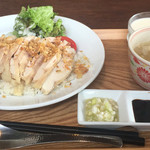 Kumaneco Diner - 海南鶏飯