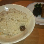 祇園迦陵 - ご飯：舞茸とお揚げの釜飯、香の物