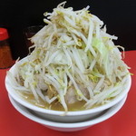 ラーメン 一心 - ラーメン･中　野菜増し増し・ニンニク･ネギ･肉玉　税込￥９３０でした。