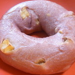 ジャルダンド フランス ドンク - 紫芋と林檎のベーグル￥１８０（税別）☆♪