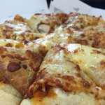 Dominos Pizza - クワトロ・チーズメルト