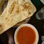 インド料理 ザ タンドール - チキンカレーとナン