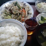 Gokuurin - ニラレバ定食