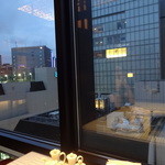 涵梅舫 - プランタン銀座方面