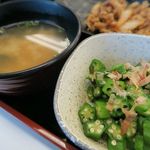 吉野家 - 麦とろ牛皿御膳、オクラとみそ汁