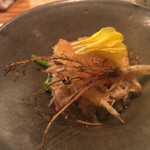 料理屋くおん - 焼き茄子と根三つ葉 毛蟹の土佐酢ゼリー