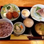 Ichigen - お刺身&フライ定食(＊´v`＊)