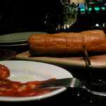 RIGOLETTO　WINE　AND　BAR - 2008/04 イベリコ豚のチョリソー 500円：インやビールにぴったりの辛味のきいたチョリソー、ガーリックトースト 300円