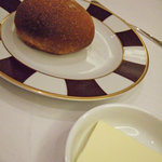 ル・ヴァンテール - はるゆたかの香り高いパン　　　AOCエシレのバター