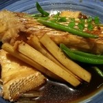 割鮮 吉在門 - 天然鯛のあら炊き
