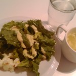 カフェ エーセプテンバー - サラダ～＆スープ