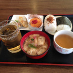 Hoteru Taun - 100円朝食の和食です。（2015.09 byジプシーくん）