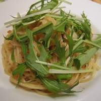 Osteria UVA RARA 横浜 - 帆立貝と水菜のスパゲッティーニ