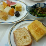Hoteru Okura Koube - フルーツ系、フレンチトースト（手前左）など